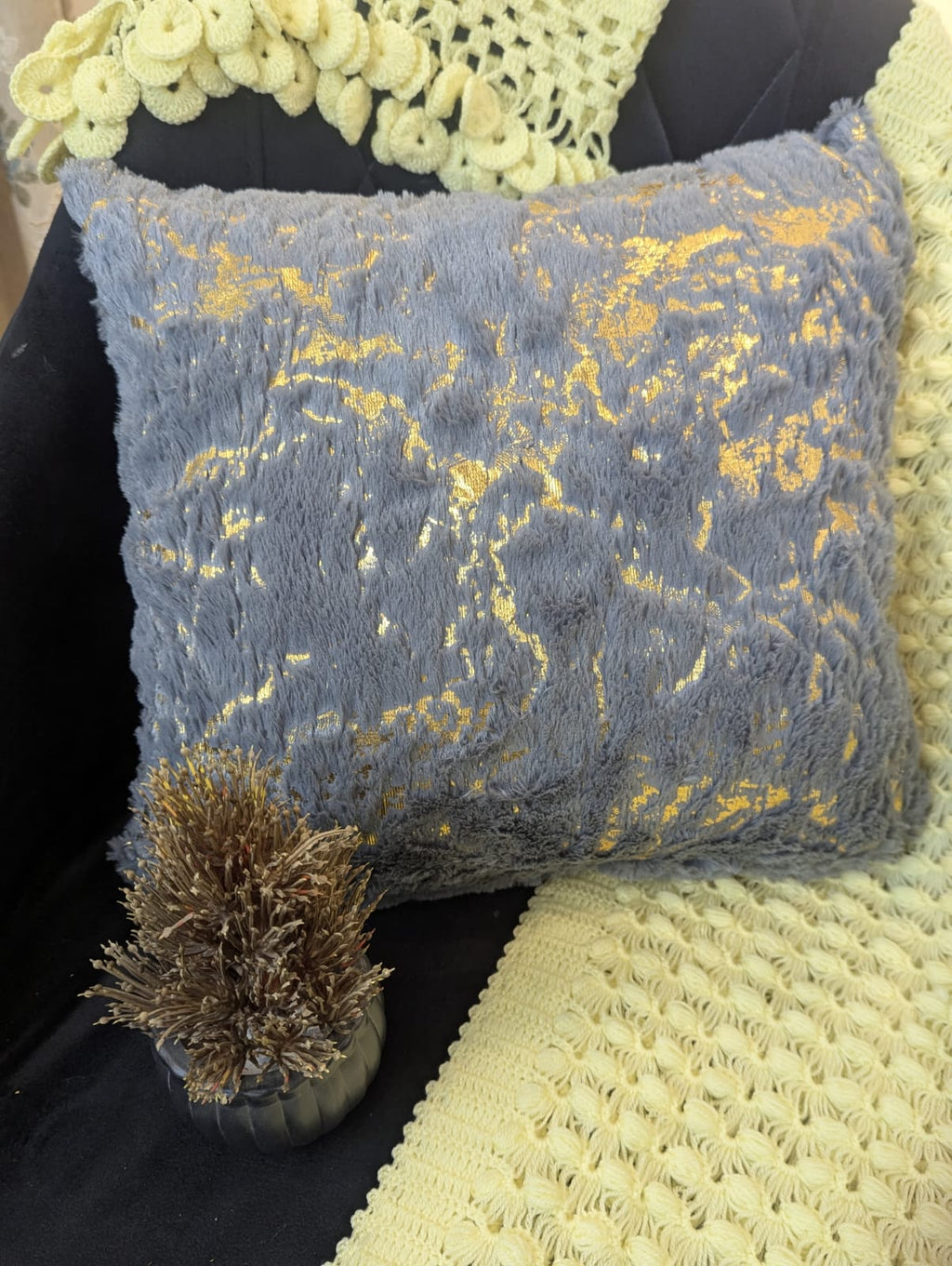 2 pcs set Royal Ruby Gold Foil Fur Cushion Cover