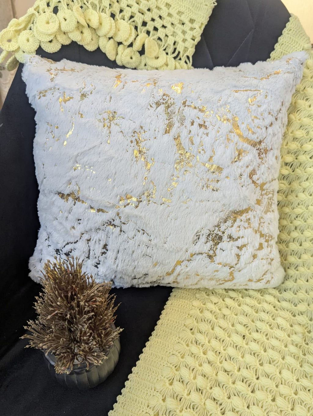 2 pcs set Royal Ruby Gold Foil Fur Cushion Cover