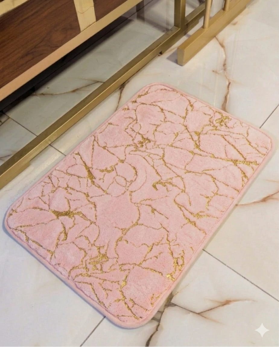 Luxurious Gold Stripe Faux Rabbit Fur Mat Size 40cm x 60cm
