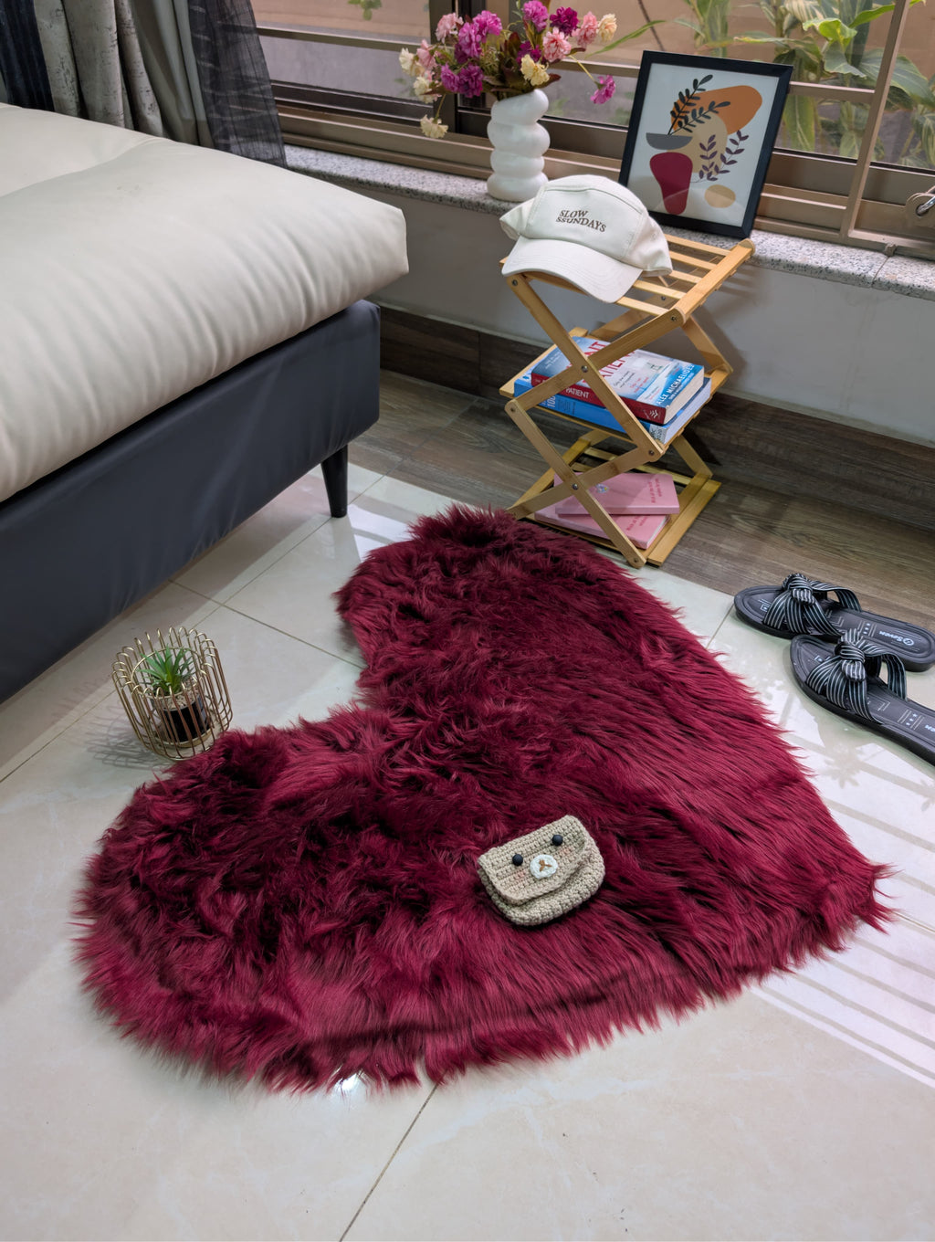 Fluffy Heart Faux Fur Rug – Soft Luxury Bedroom Mat (70 × 80 cm)