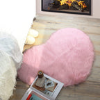Fluffy Heart Faux Fur Rug – Soft Luxury Bedroom Mat (70 × 80 cm)